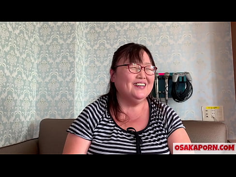 ❤️ Resnā japāņu mamma rāda savas milzīgās krūtis un bauda seksa rotaļlietu. 51 gadu veca mamma no Āzijas stāsta par savu seksuālo pieredzi. Yukiko 1 OSAKAPORN trekna milf ❤️ Porno pie mums ❤