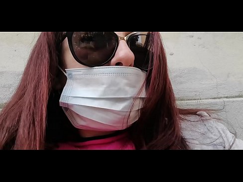 ❤️ Nicoletta atriebjas savam kaimiņam un čurā viņa garāžā (Īpaša Covid19 Itālijas karantīna) ❤️ Porno pie mums ❤