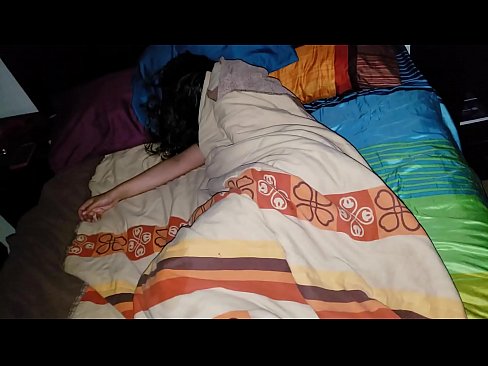 ❤️ Pāvests, kas bārdina savu jauno pamāti, kamēr viņa guļ. ❤️ Porno pie mums ❤